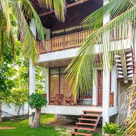 Liyana Holiday Resort Анурадхапура Екстериор снимка
