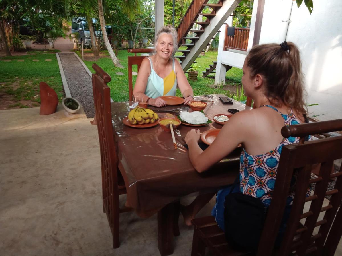 Liyana Holiday Resort Анурадхапура Екстериор снимка