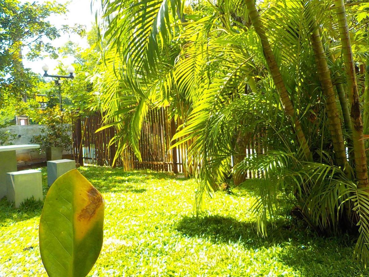 Liyana Holiday Resort Анурадхапура Екстериор снимка